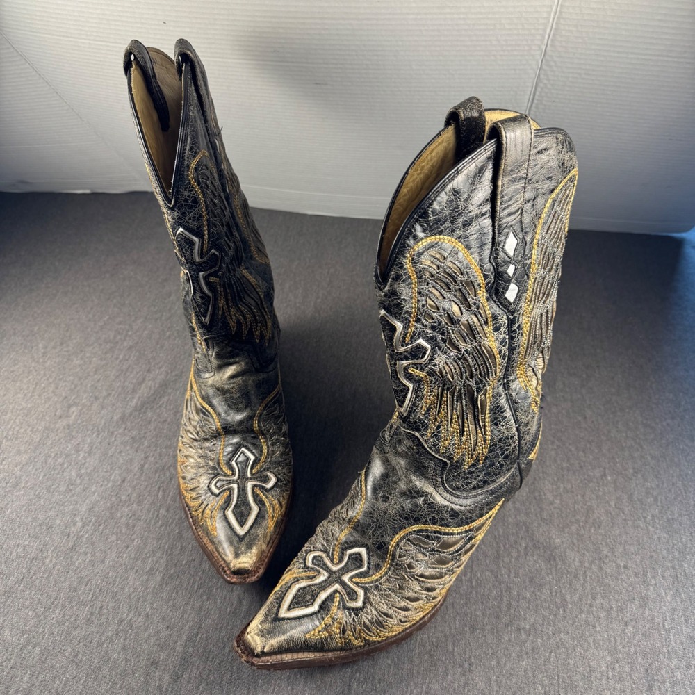 Corral Mens Black Distressed Leather Wing and Cross Snip Toe Cowboy Boots